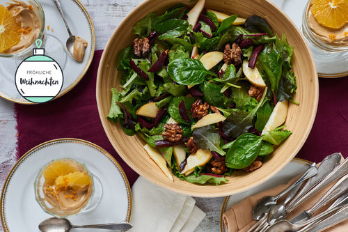 Nussiger Birnen-Salat mit no-bake Cheesecake