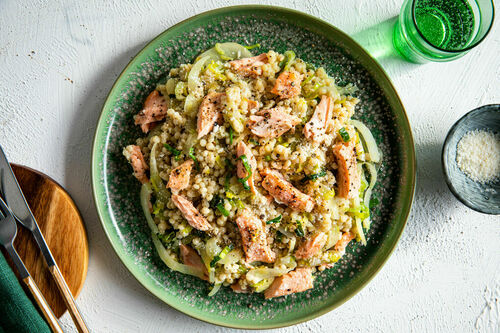 Perlencouscous mit Fenchel und Lachs nach Risotto-Art mit Käse