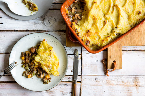 Irischer Shepherd's Pie mit Linsen und Pilzen