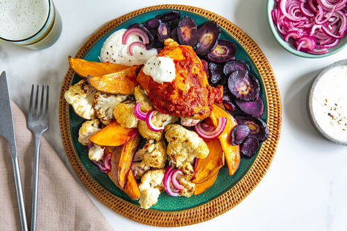 Peri-Peri-Hähnchen Low Carb mit Blumenkohl, Süßkartoffel und Joghurt