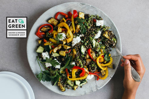 Lauwarmer Linsensalat mit Ofengemüse und Hirtenkäse
