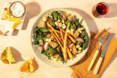 Grünkohl-Panzanella mit Ziegenkäsecreme und Trüffelöl