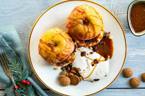 Special: Bratapfel mit Spekulatiusfüllung mit Cranberrys und salziger Karamellsauce