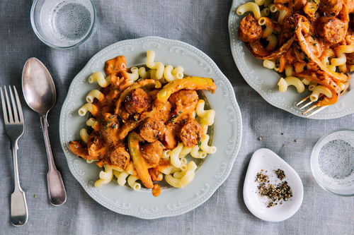 Cavatappi mit Chorizo und gegrillter Paprika