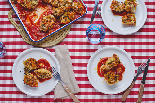 Gefüllte Conchiglioni aus dem Ofen