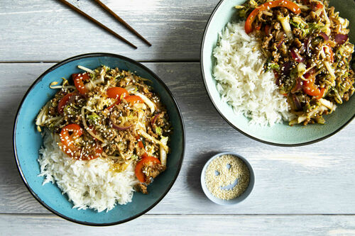 RS OP Schnelle Hackfleisch-Gemüse-Pfanne fruchtig-fein mit Orange, dazu Reis