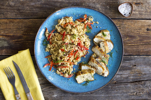 Zartes Hähnchen-Schawarma mit Gemüse-Tahini-Couscous