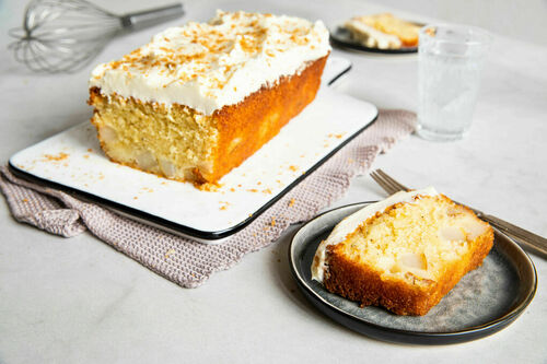 Birnen-Ingwer-Kuchen mit Crème-fraîche-Frosting