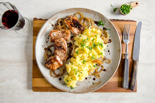 Winterliches Schweinefilet mit Steckrüben-Kartoffel-Stampf