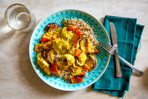 Hähnchenbrust Tandoori-Style in Paprika-Joghurt-Sauce mit Basmati