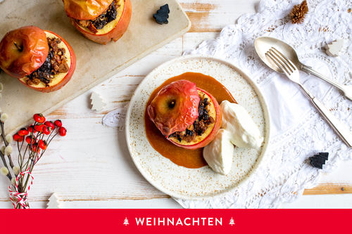 Bratapfel mit Spekulatius und heißer Salzkaramellsauce