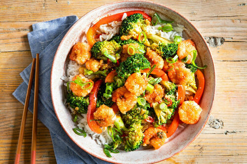 Superfix: Garnelen-Gemüse-Pfanne mit Paprika und Brokkoli, dazu Reis