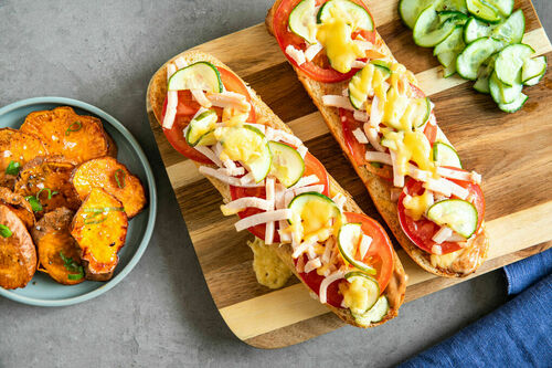 V: Chorizo-Sandwich dazu gebackene Süßkartoffeln mit Ahornsirup