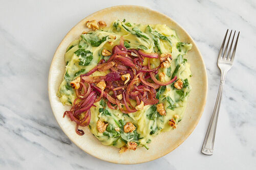 <650kcal: Kartoffel-Spinat-Stamppot mit karamellisierten Zwiebeln