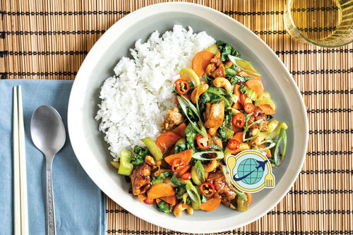 Special: Thailändisches Cashew-Hähnchen mit knackigem Gemüse und Jasminreis