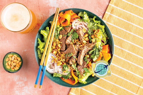 Special Superfix: Würziger Rindfleischsalat vietnamesische Art mit Kräutern und Nüssen