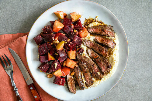 Low Carb V2: Bio-Steak mit Balsamicoglasur dazu Selleriepüree und Rote-Bete-Salat