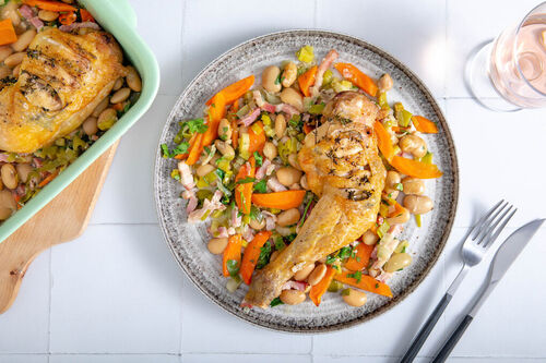 Low Carb: Hähnchen und Bohnengemüse Cassoulet-Style mit Thymian und Petersilie