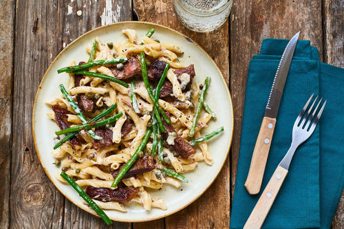 Rindfleisch-Bohnen-Torchiette in leichter Kapern-Schmand-Sauce