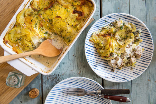 Seelachs mit Kartoffelhaube in cremiger Zucchini-Schmand-Sauce