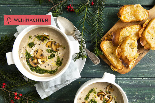 Cremige Champignonsuppe mit Dill-Gremolata und Taleggio-Crostini