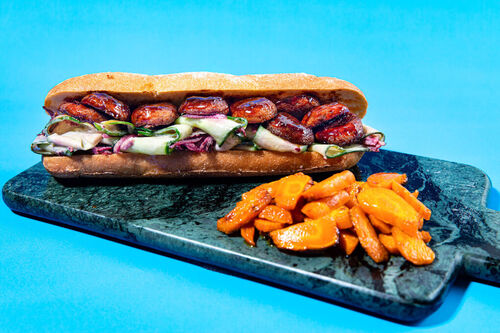 Sandwich mit Teriyaki-Bällchen und zweierlei Karotte