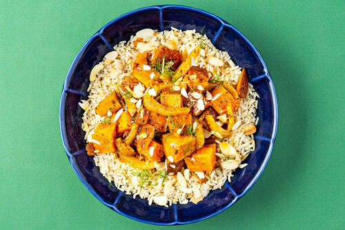 TBR Tajine mit Süßk. und Fenchel auf braunem Reis mit Mandelblättchen