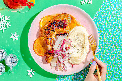 Hähnchenschenkel à l'Orange auf Pastinakenpüree mit Radicchio-Käse-Salat