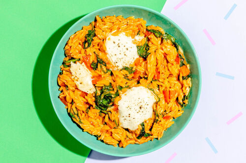 One-Pot-Pasta Tricolore mit Spinat und Mozzarella