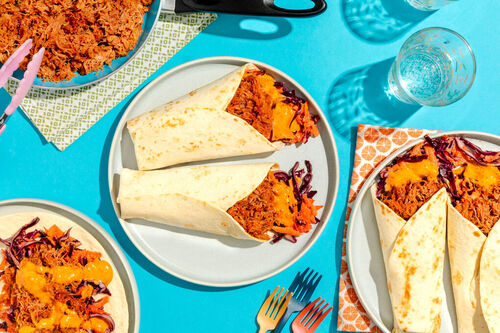 RS Cajun-Hähnchen-Wraps mit cremigem Rotkohl-Karotten-Slaw