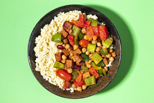 RS Deftiger Chorizo-Bohnen-Eintopf auf fluffigem Couscous