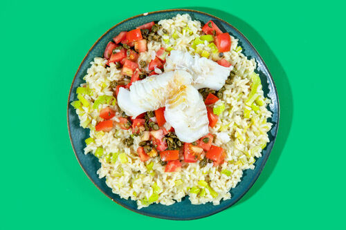 Seehecht auf zartem Lauchrisotto mit aromatischer Tomaten-Kapern-Salsa