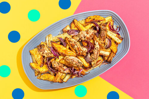 Hähnchenstreifen in Zwiebelsauce dazu Ofengemüse mit Käse überbacken