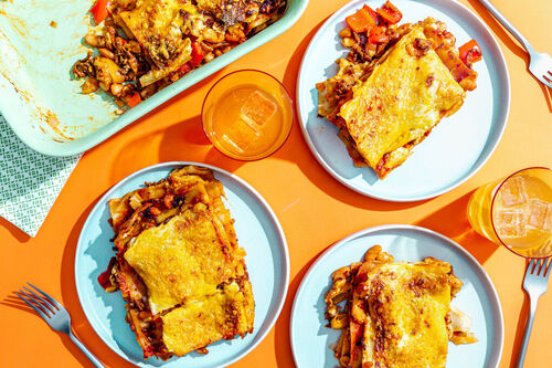 RS Lasagne mit Hack und Cheddar-Béchamel mit deftigen weißen Bohnen