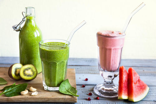 Special: Wassermelonen-Smoothie & Kiwi-Spinat-Smoothie