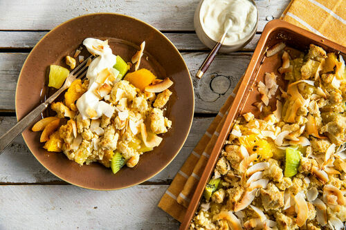 RS Tropischer Apfel-Orangen-Crumble mit Passionsfrucht und Kokosraspeln