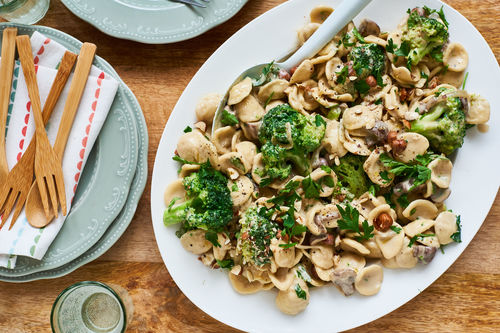 Cremige Brokkoli-Nudeln