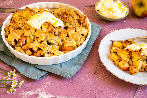 American Apple Crumble mit zitroniger Mascarponecreme