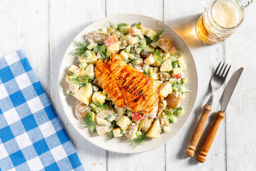 Würzig-krosses Bio-Hähnchenfilet mit fruchtigem Kartoffel-Dill-Salat