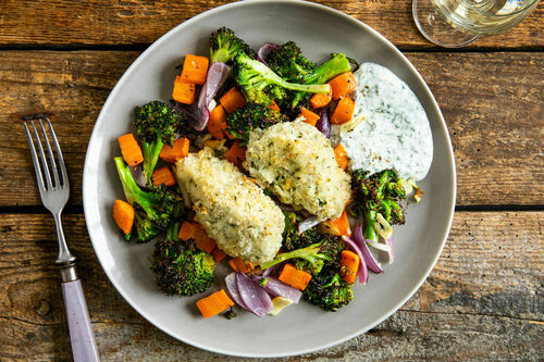 Ofen-Seelachs mit Knusperhaube und Brokkoli-Karotten-Gemüse