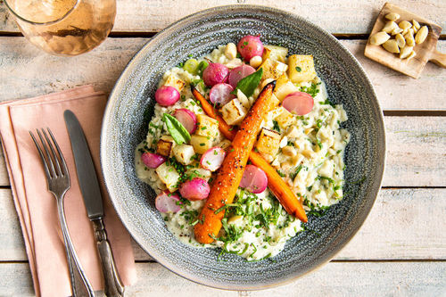 Wildkräuterrisotto in Mandelsauce mit gegrilltem Frühlingsgemüse