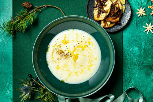 Special: Sellerie-Topinambur-Suppe dazu Crostini mit Blauschimmelkäse